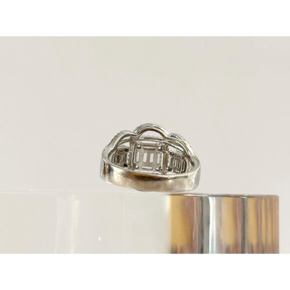 Crown Shaped Scalloped Cubic Zirconia Vintage Sterling Silver Ring - sz 8 - Picture 4 of 10